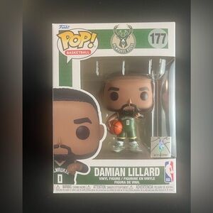 Funko Pop! NBA Basketball - Damian Lillard Milwaukee Bucks Figure #177